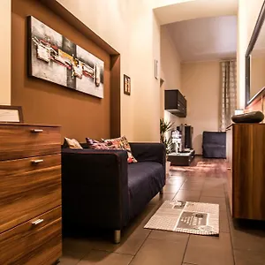 https://home-far-away-from-home.inbudapesthotels.com